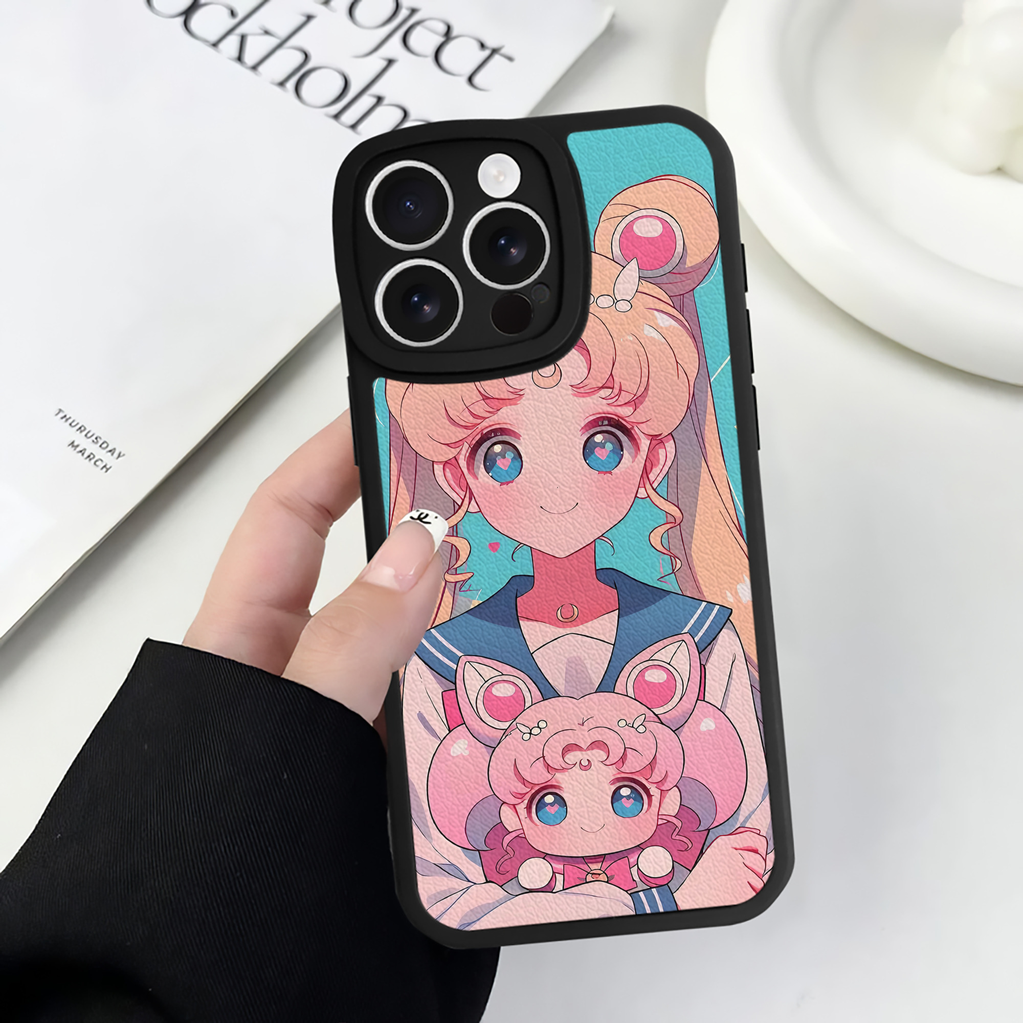 （画像用） 美少女戦士セーラームーン Sailor Moon 【iPhone 16シリーズ対応】シリコンスマホケース（レザー調） 材質：シリコン